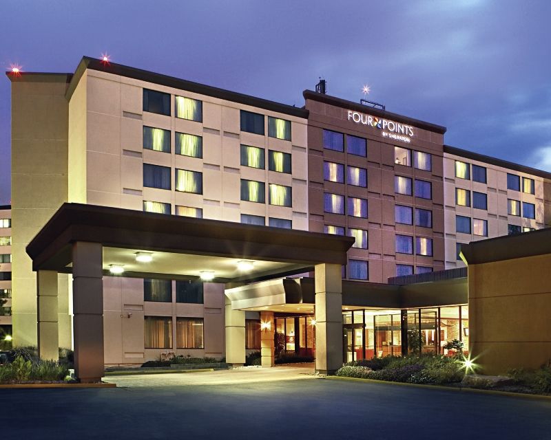 โฟร์ พอยต์ส บาย เชอราตัน โตรอนโต แอร์พอร์ต Hotel มิสซิสซอกา ภายนอก รูปภาพ